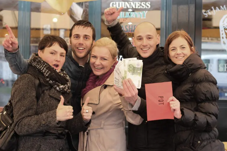 Herken de Mol aan Tafel