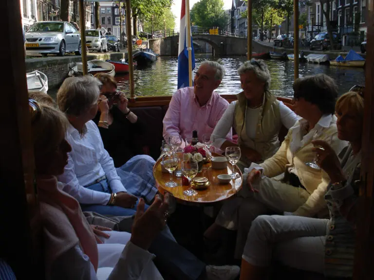 Walking & Floating Lunch