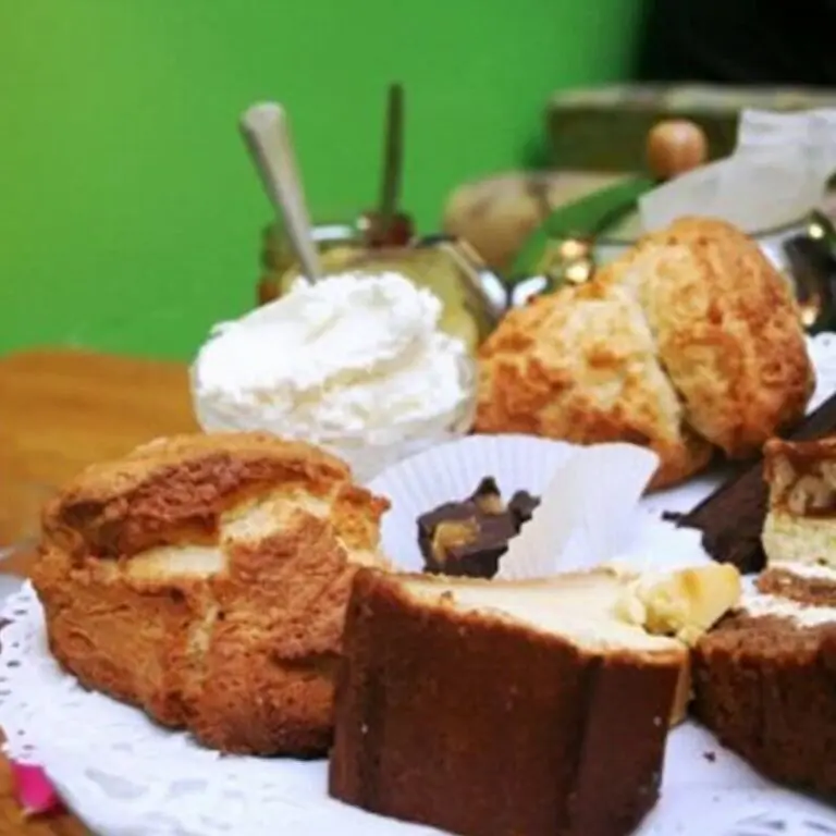 High Tea Boot