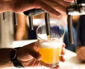 bier onder tap, Leukste cafés in Den Haag